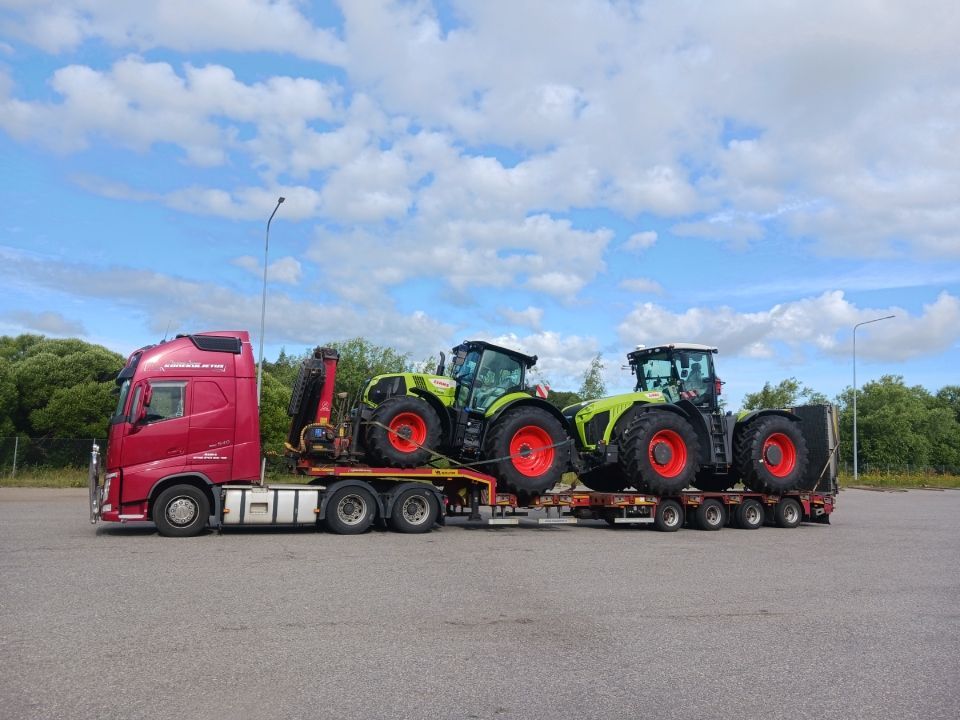 maanrakennuskoneiden  ja maatalouskoneiden kuljetukset
