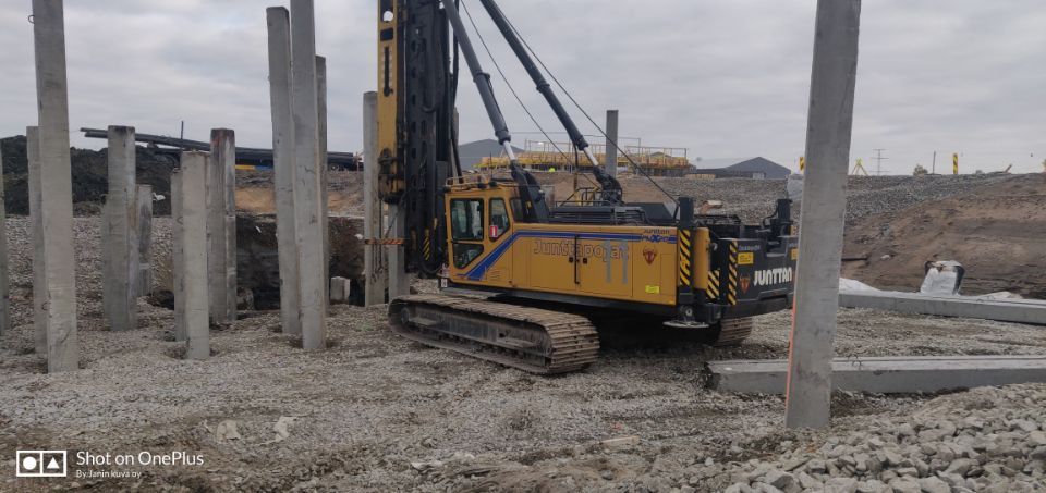 Pohjavahvistaminen, Junttapojat Oy, Pyhtää