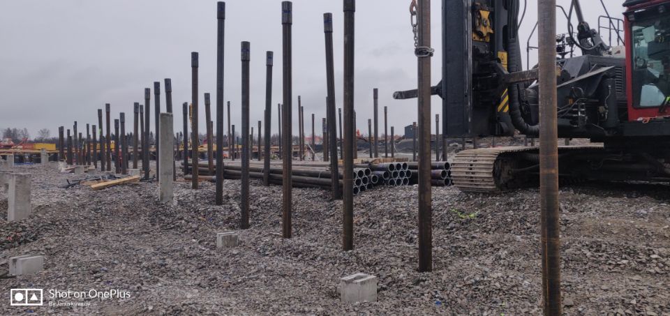 Teräsbetonipaalu, Junttapojat Oy, Pyhtää