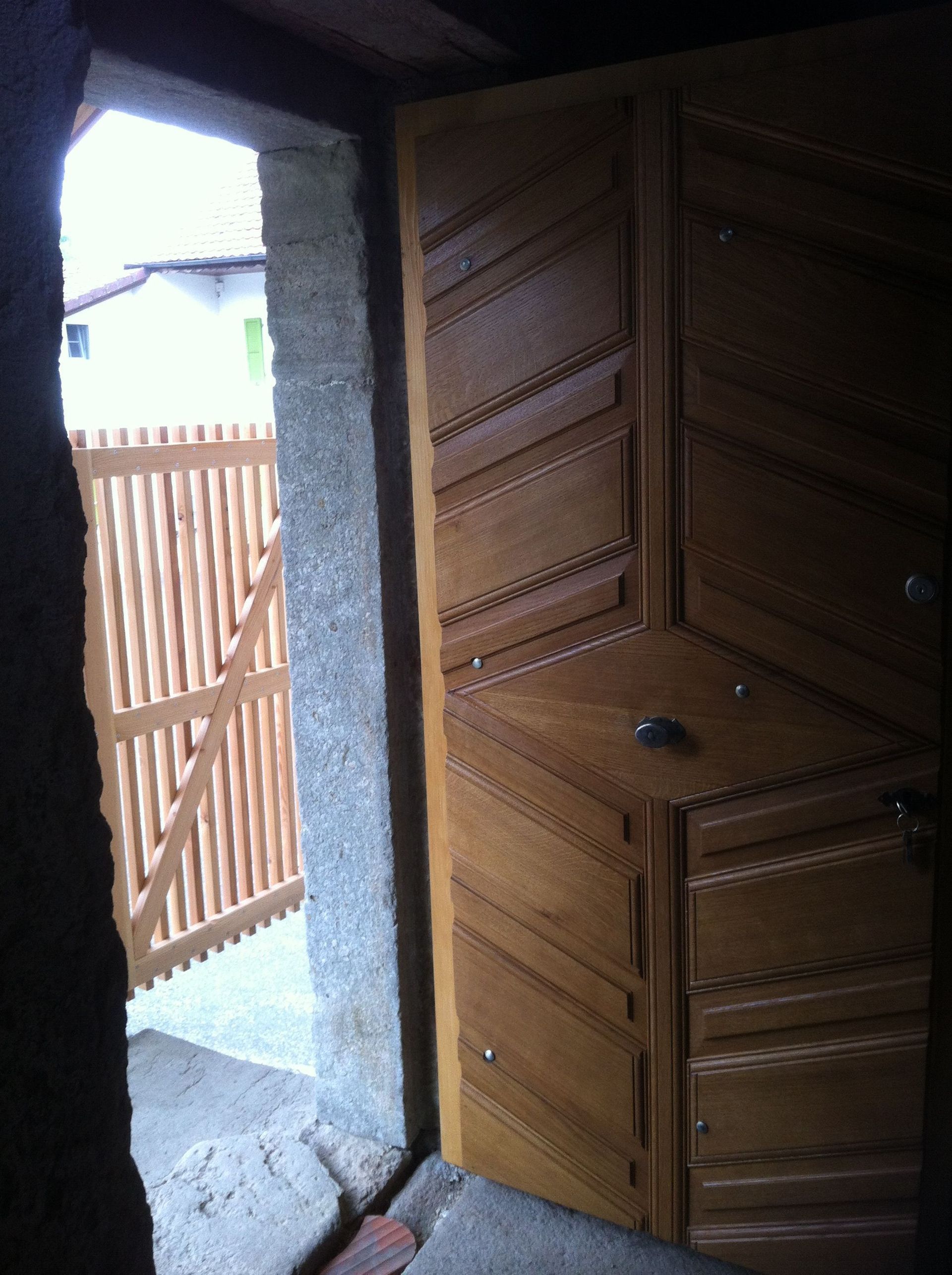 Porte de grenier - Favre Bernard