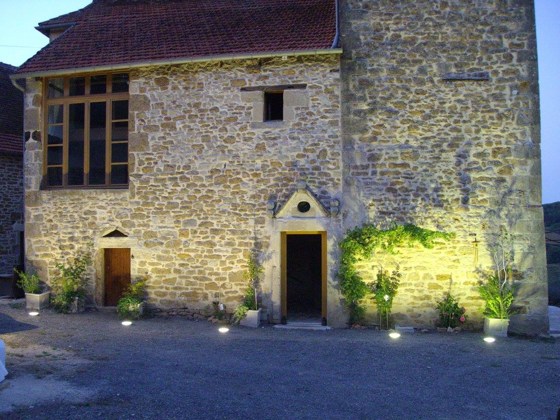 Éclairages extérieurs pour une maison