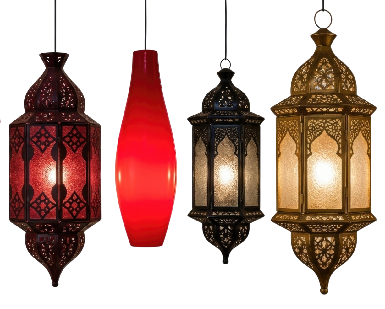 Quatre lampes suspendues : ferronnerie ouvragée et abat-jour en verre rouge, noir et doré.