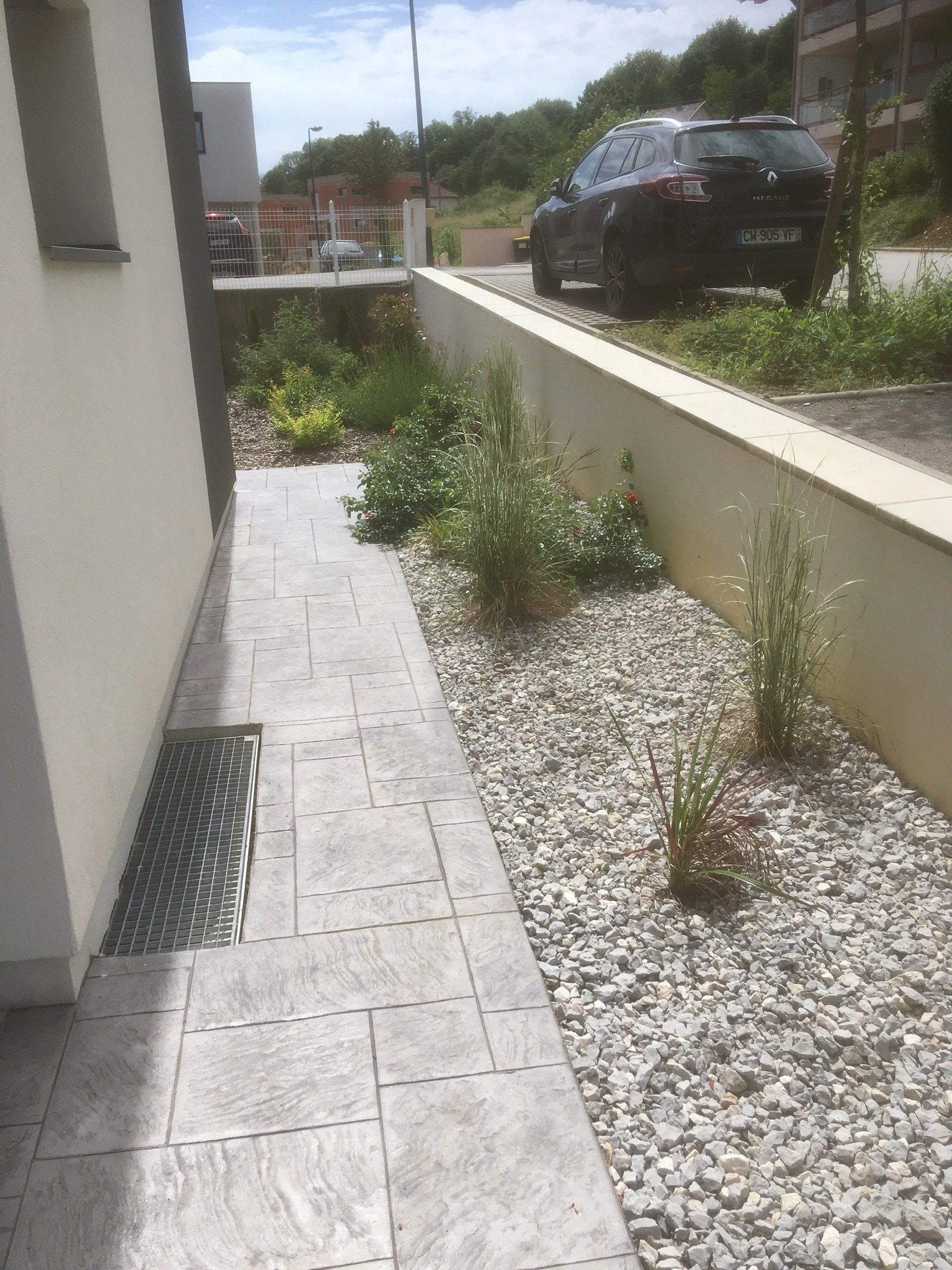 Décoration végétale allée