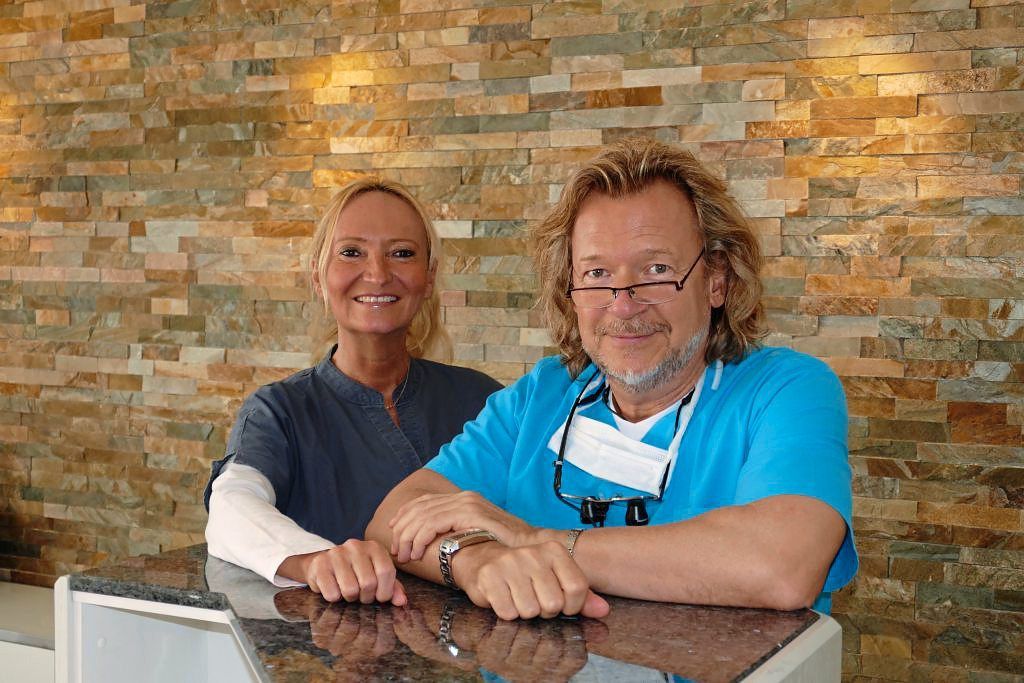 Teamfoto | Zahnarztpraxis Pooschke