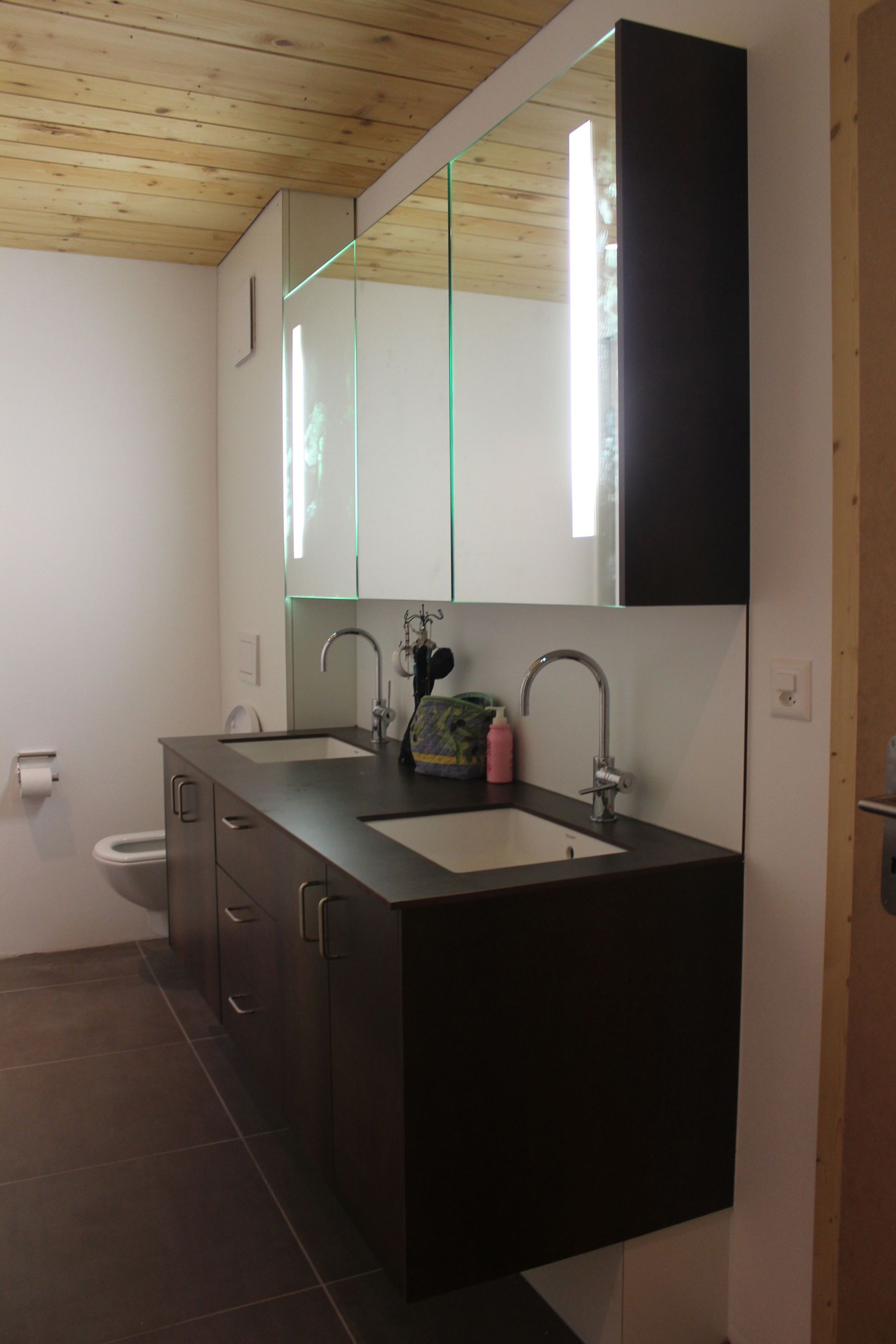 Salle d'eau - Ebénisterie Doutez SA - Epagny Gruyère