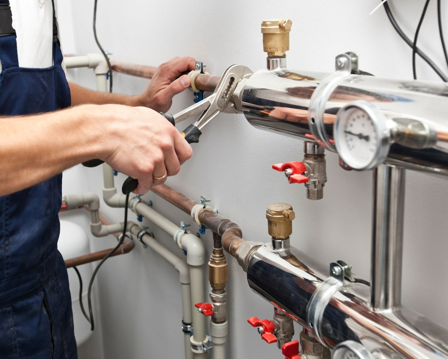 Fixation d'un conduit de chauffage