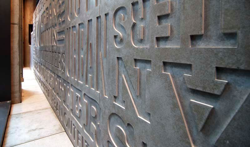 Hendlmeier Objektdesign Büros & Shops |  Buchstabenprägung