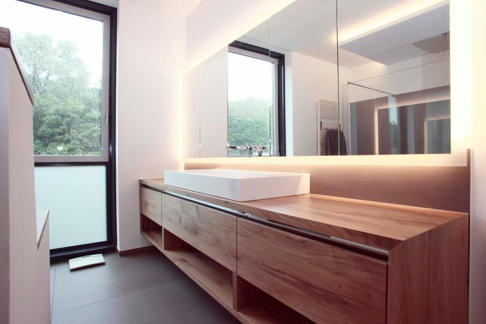 Hendlmeier Objektdesign Bäder Waschtisch mit Unterschrank