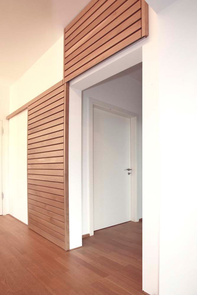 Hendlmeier Objektdesign Bäder Schiebetür offen