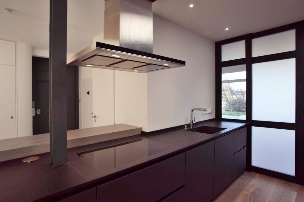 Objektdesign Hendlmeier Trennwände | Küchenzeile als Raumtrenner