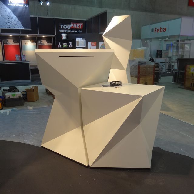 Abstraktes Möbel | Dekor, Kulissen & Messebau | Reto Melchior GmbH | Zürich