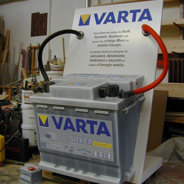 Modell Batterie | Dekor Bau | Messestand | Reto Melchior GmbH | Wetzikon