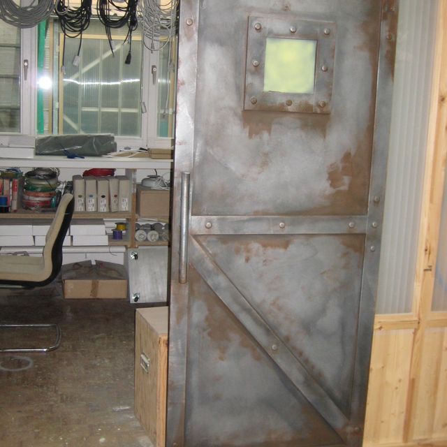 Eisenimitation | Illusionsmalerei | Dekor, Kulissen & Messebau | Reto Melchior GmbH | Zürich | Wetzikon