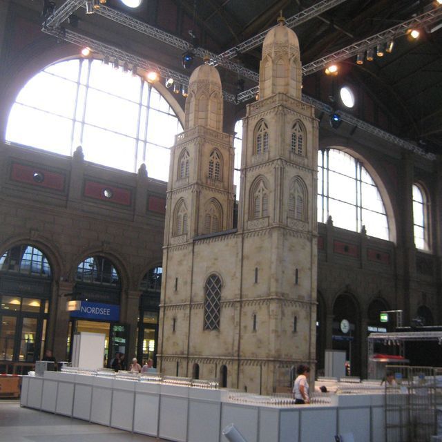 Grossmünster | ZKB Personalfest | Inszenierung | Modellbau | Deko | Reto Melchior GmbH | Zürich | Wetzikon
