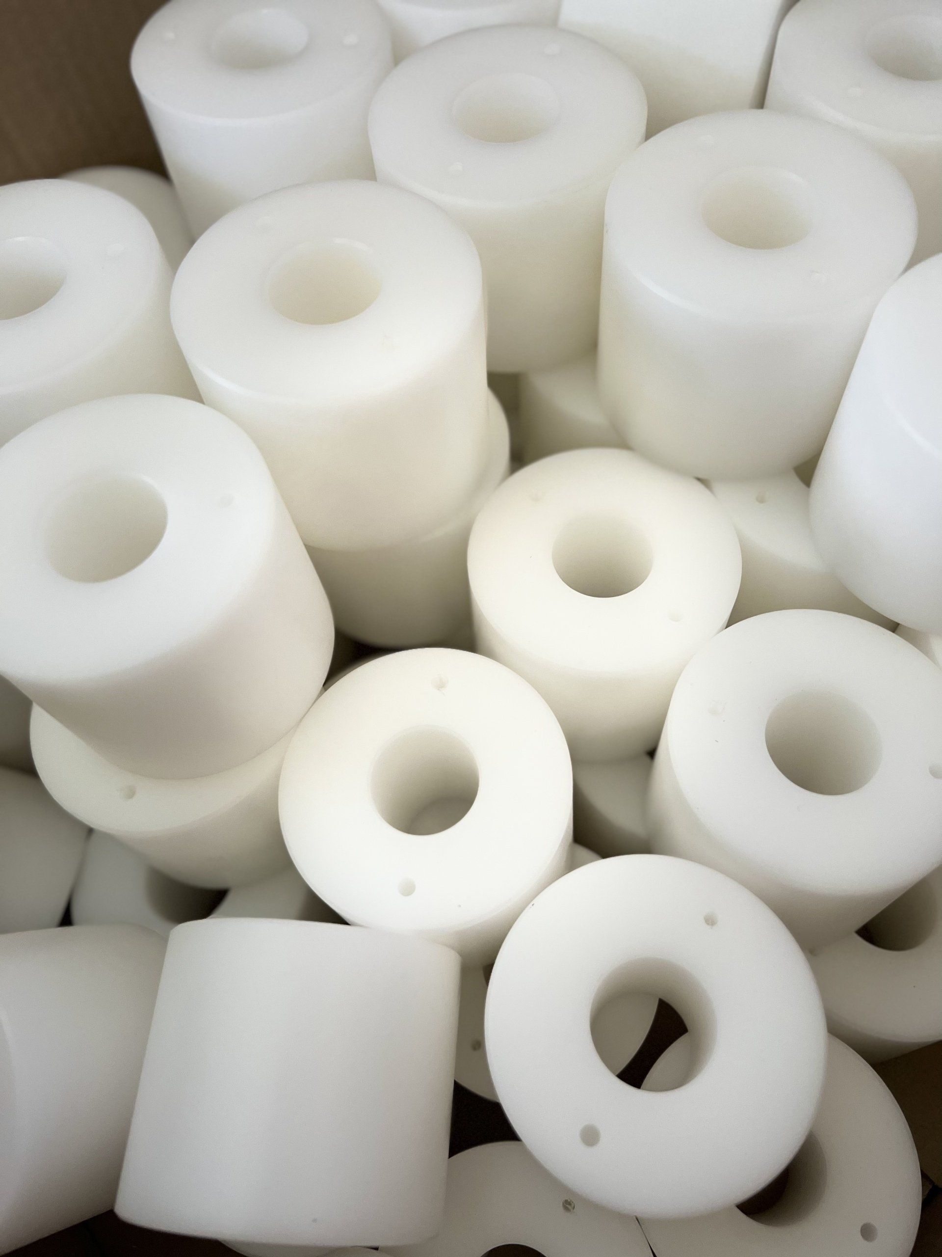 Pièces mécaniques en plastique