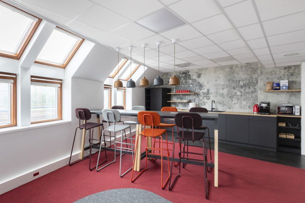 Cuisine avec fauteuils