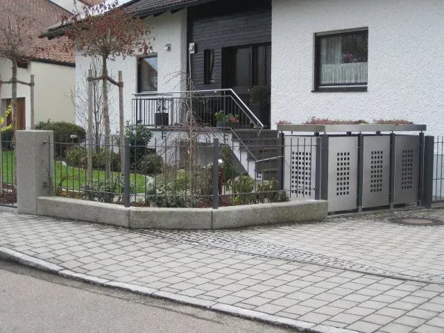 Müllhäuschen von der Matheiowetz