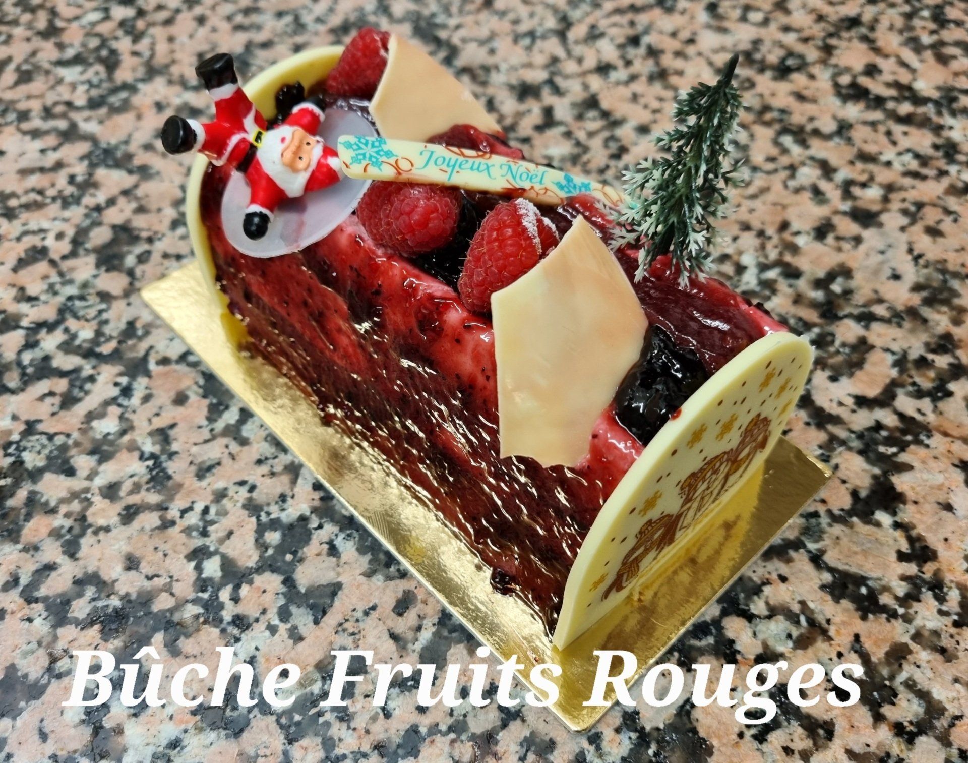 Bûche fruits rouges