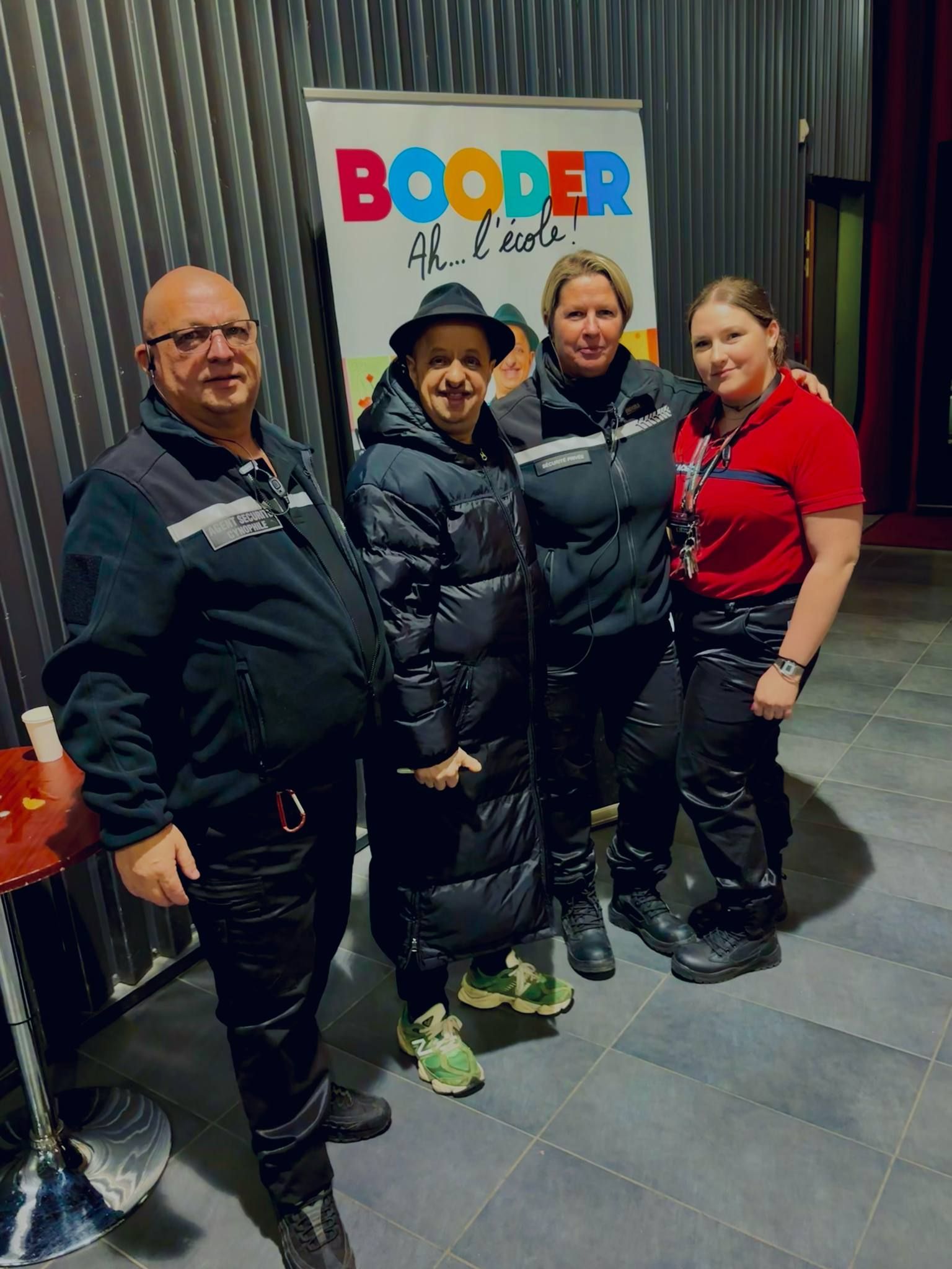 Une équipe d'agents de sécurité incendie