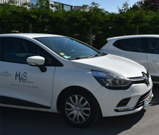 Voiture de l'entreprise M2S ASCENSEURS