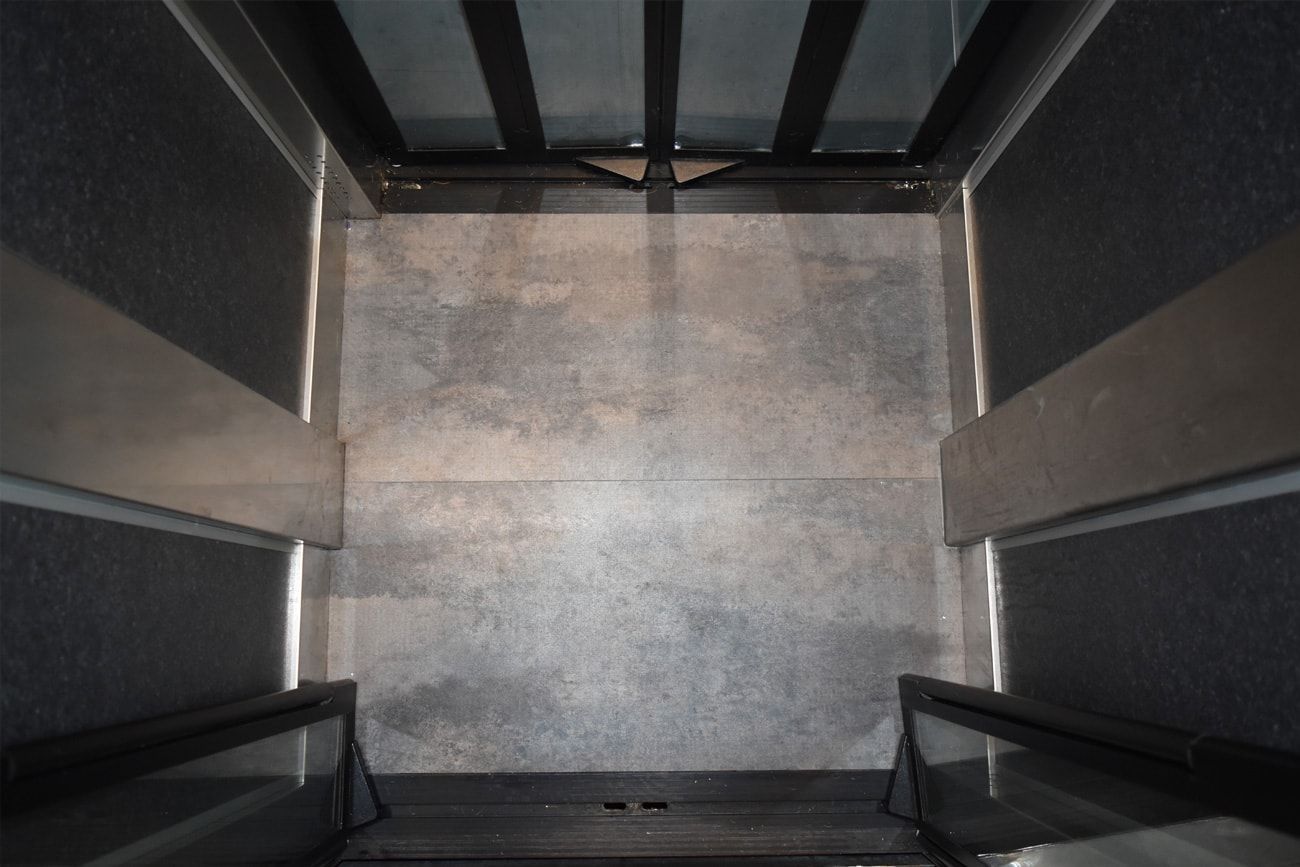 Plafond d'un ascenseur