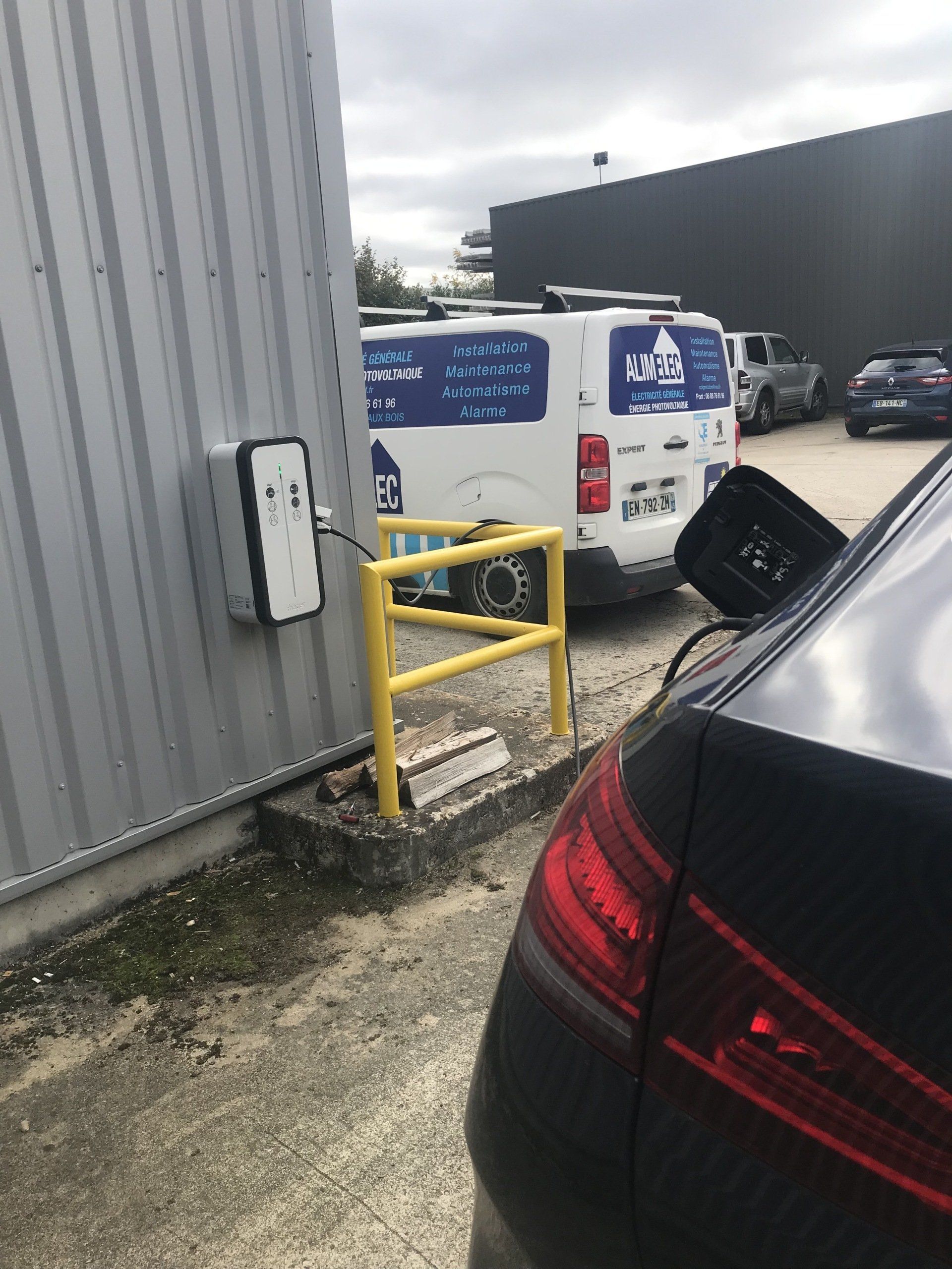 borne électrique St Jean de Braye