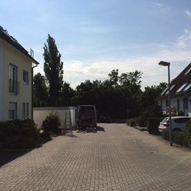 Neu Anstrich mehrere Einfamilienhäuser in einer Siedlung