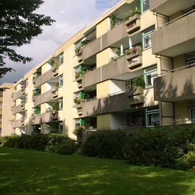 Mehrfamielenhaus Neu Anstrich