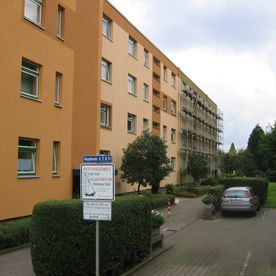 Mehrfamielenhaus Neu Anstrich