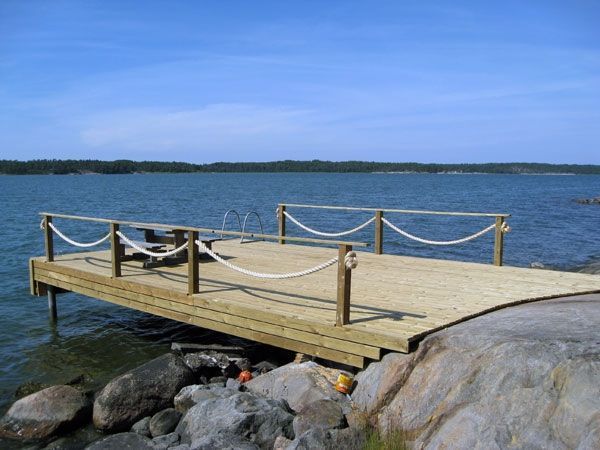 Kiinteärakenteiset ja ponttoonilaiturit, Saariston Kaivuu ja Merikuljetus