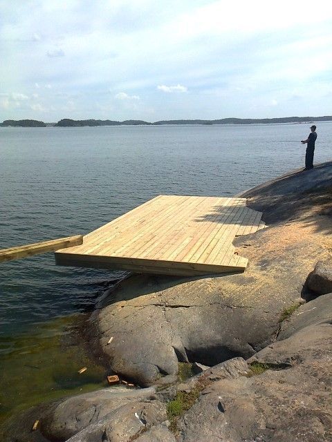 Kiinteärakenteiset ja ponttoonilaiturit, Saariston Kaivuu ja Merikuljetus