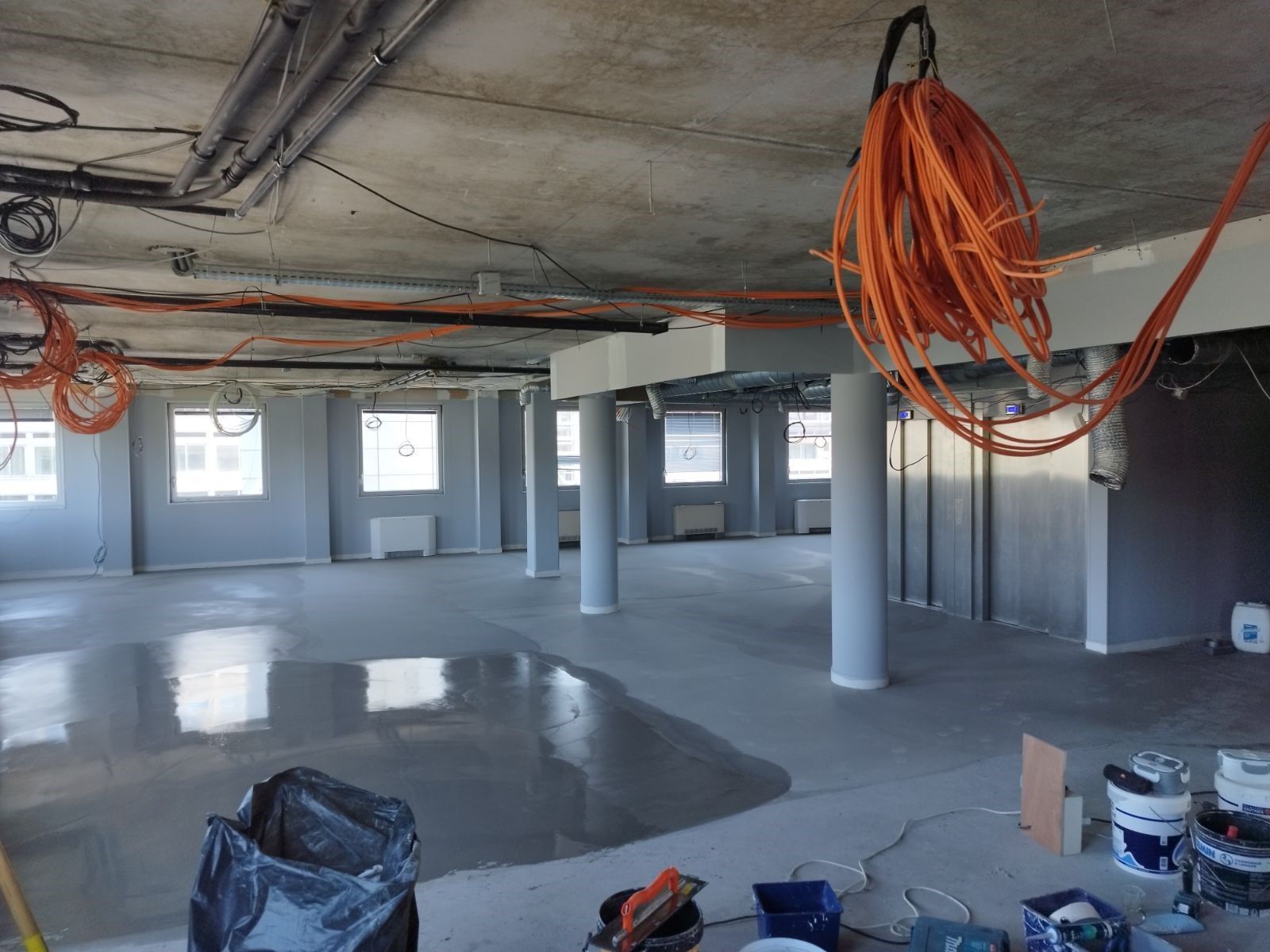 Début de chantier de revêtement de sol