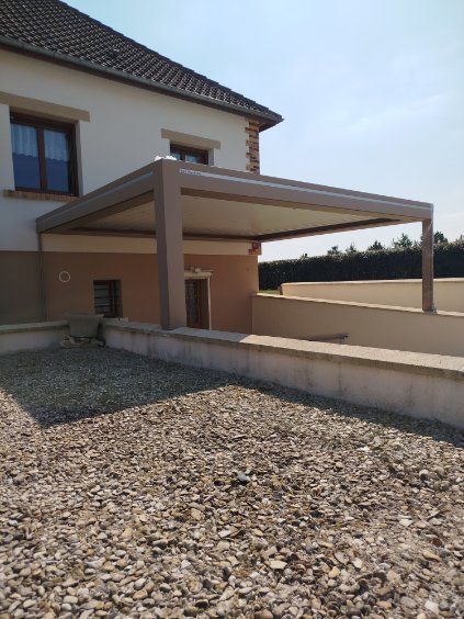 Pergola pour entrée de garage