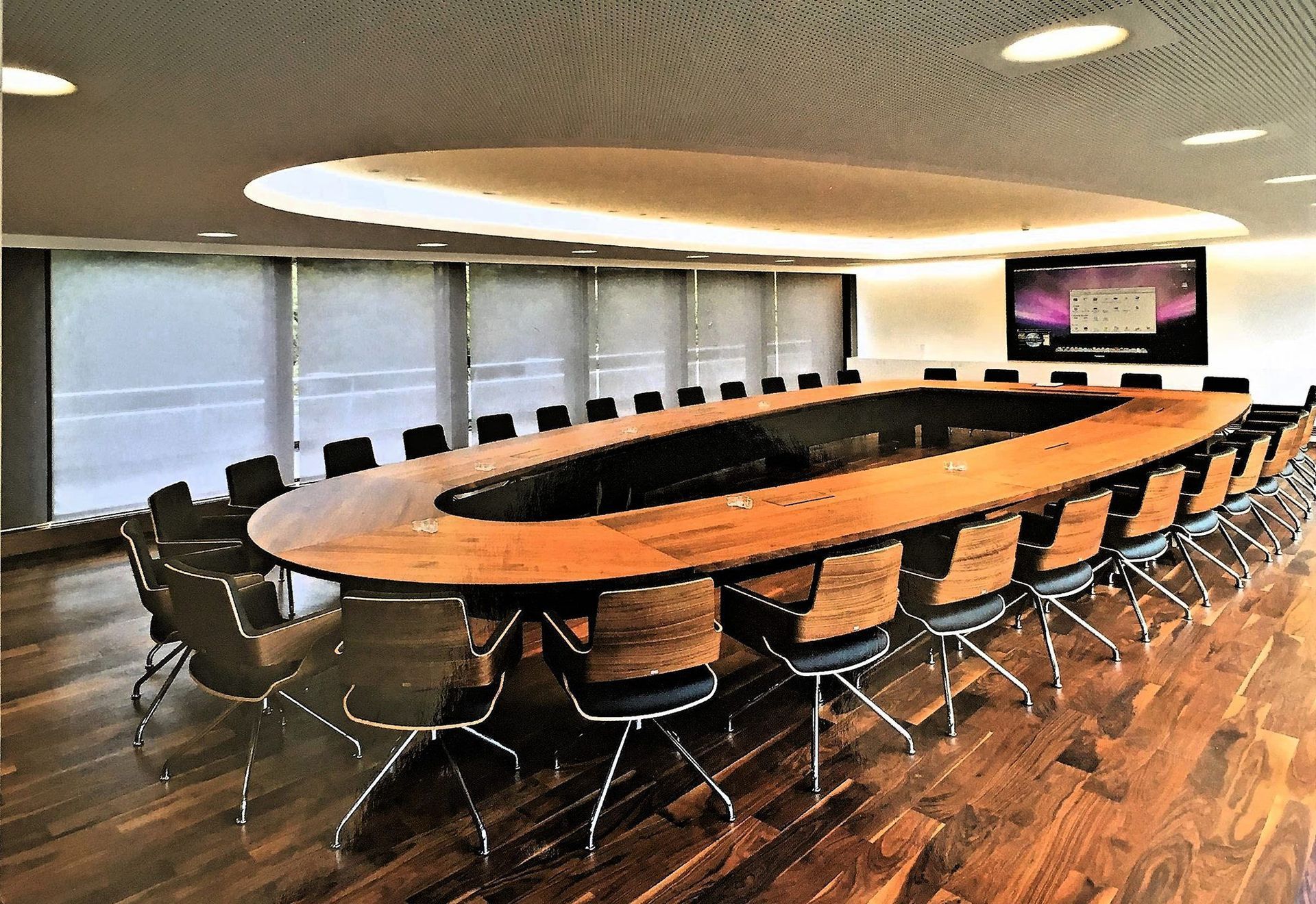 De Gregorio AG - Sitzungszimmer