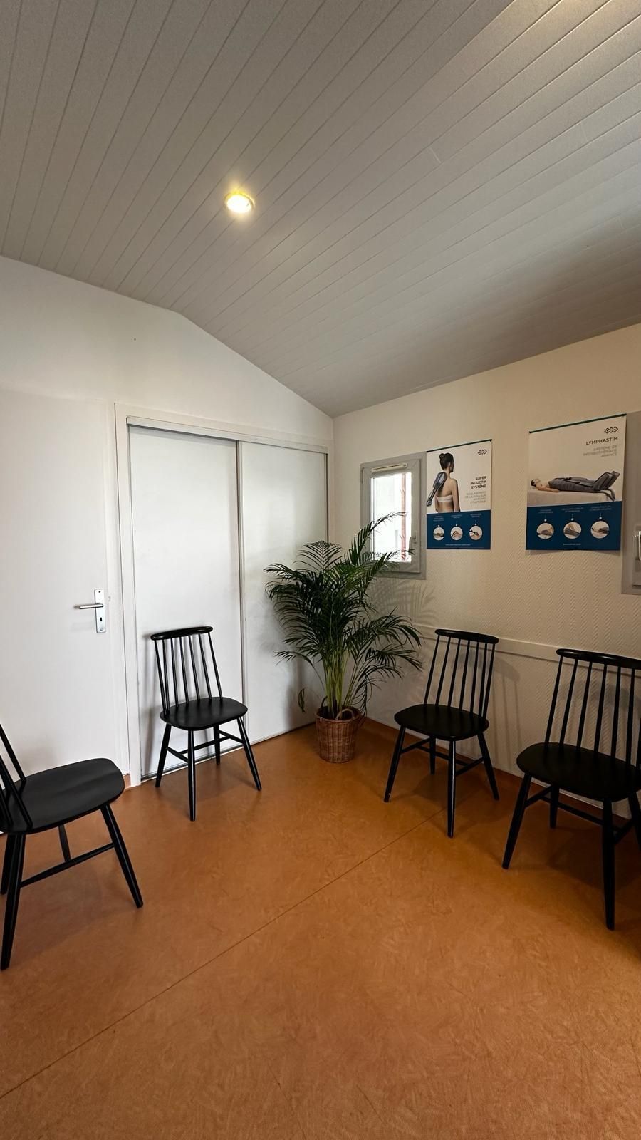 Salle d'attente du cabinet