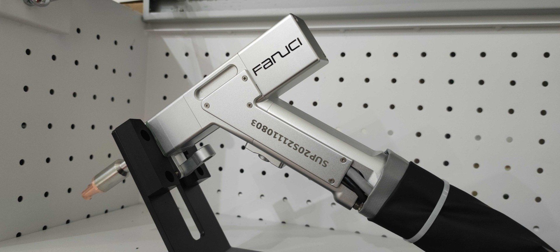 D+S Schweißtechnik GmbH – Klemmen