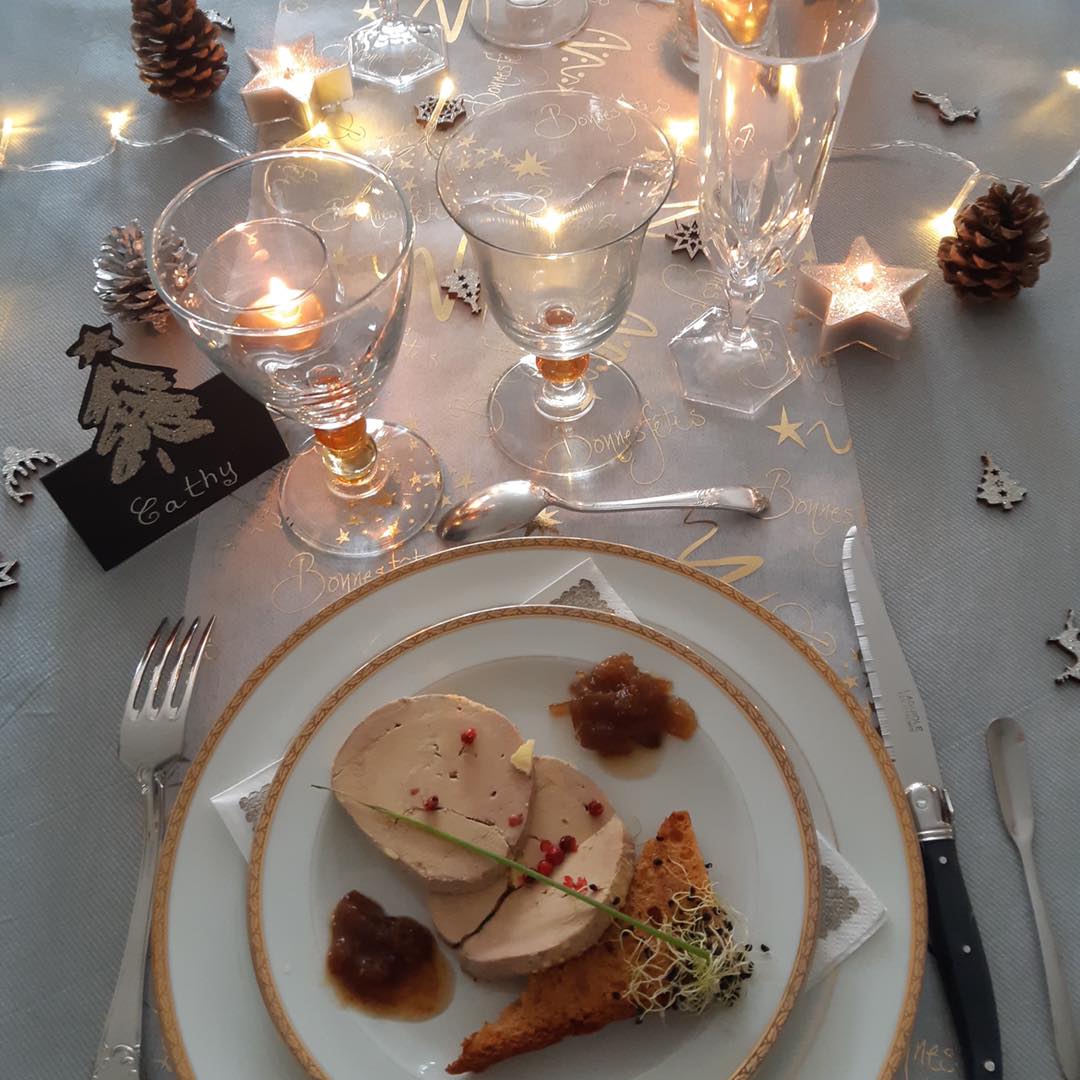 Présentation de table pour fêtes de fin d'année