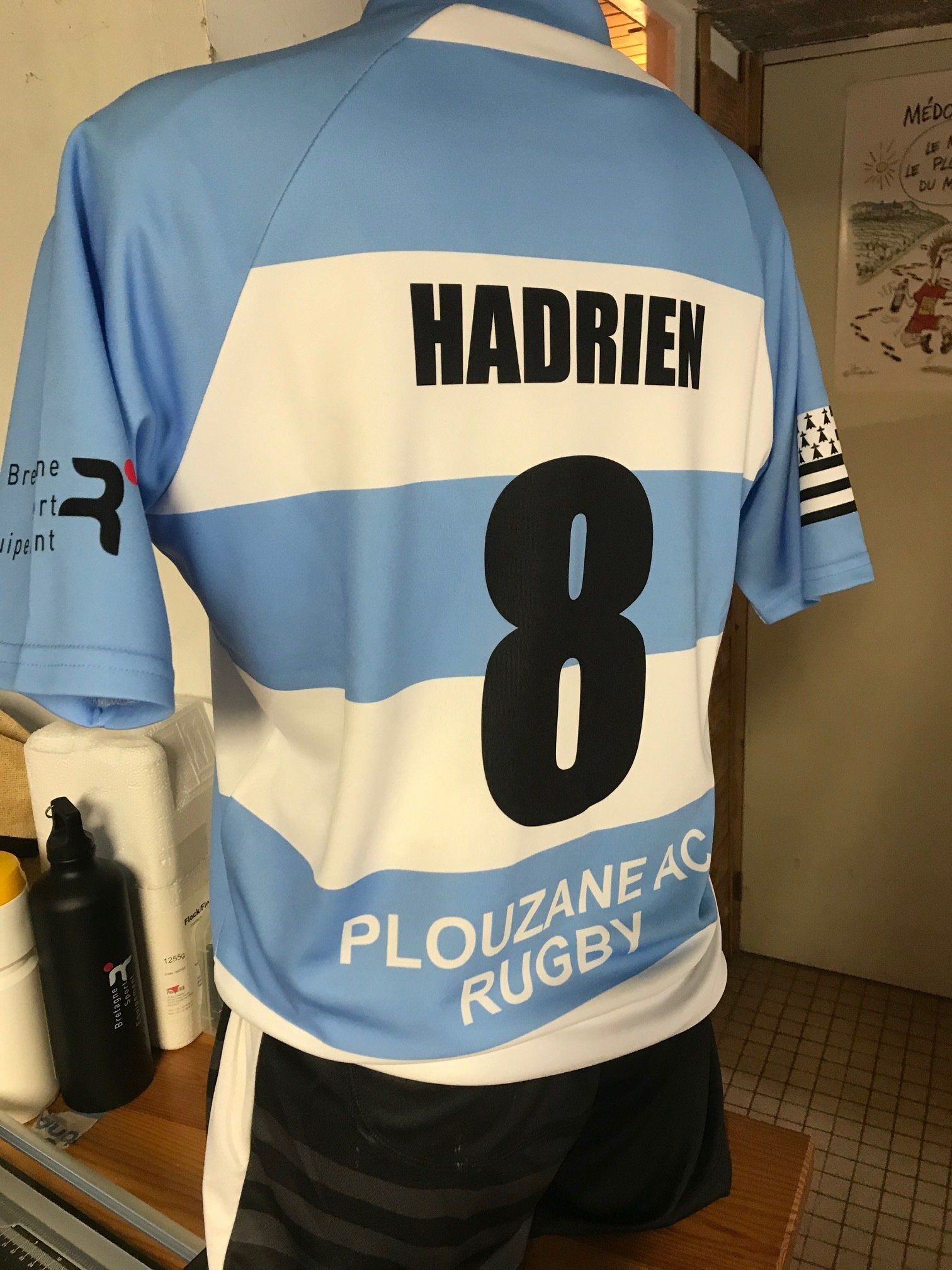 Maillot de rugby bleu et blanc