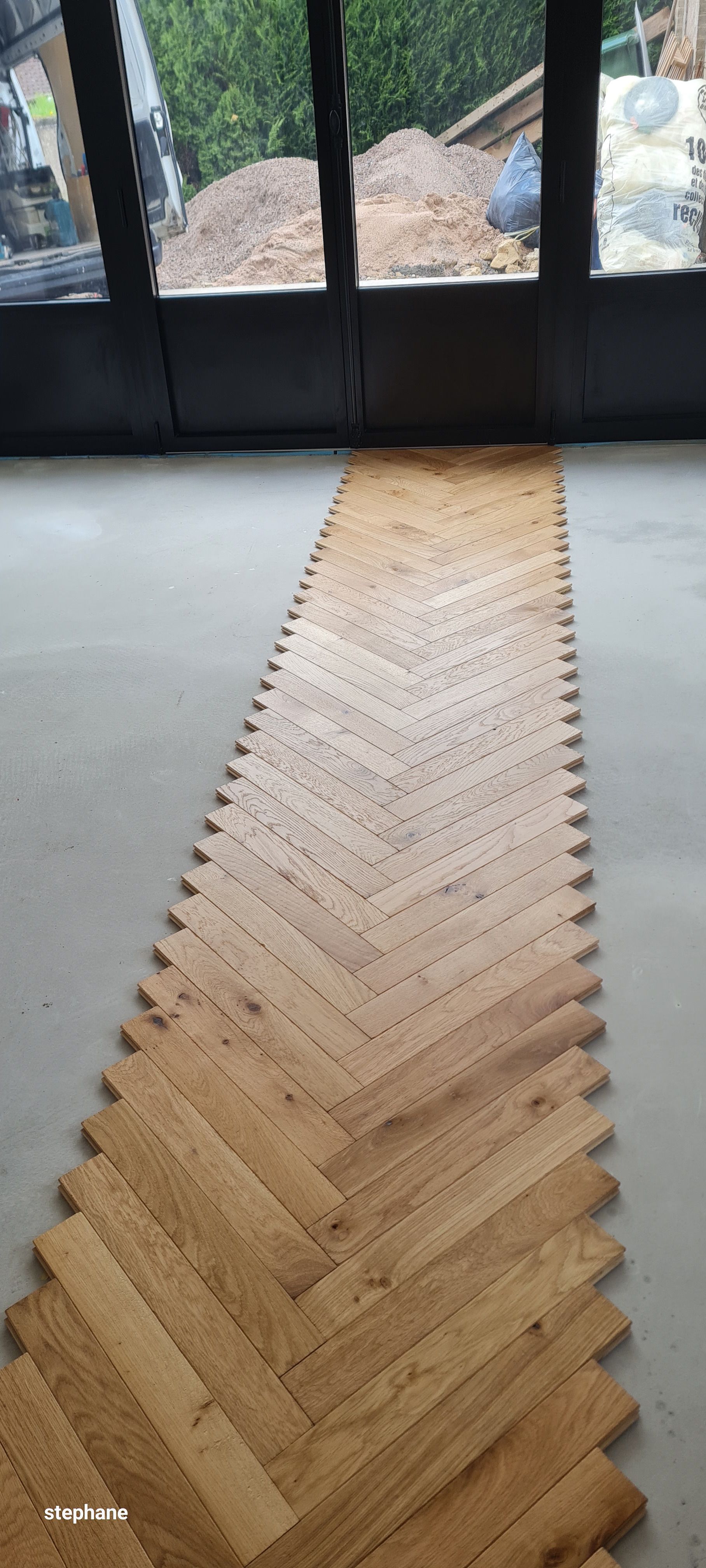 Pose d'un parquet à chevrons
