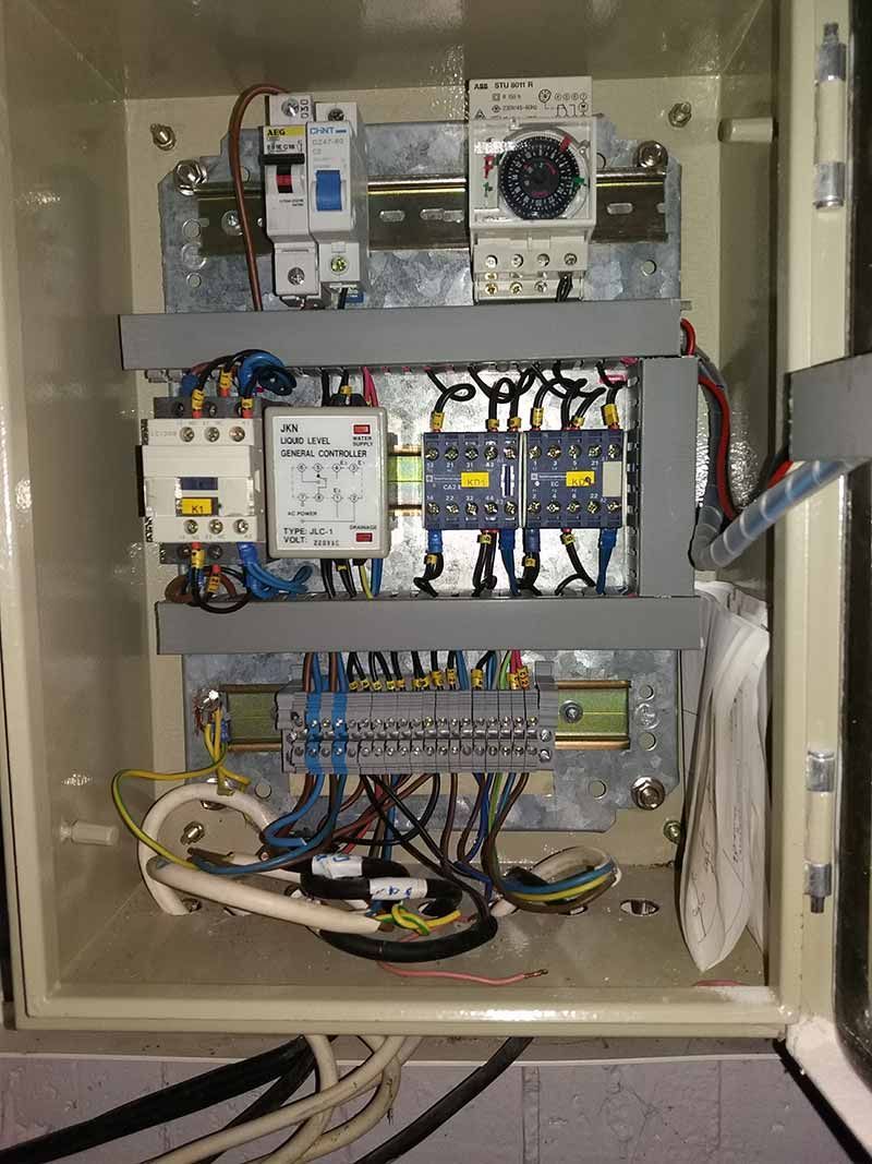 Ηλεκτρολόγος Ανδρώνης Δημήτρης