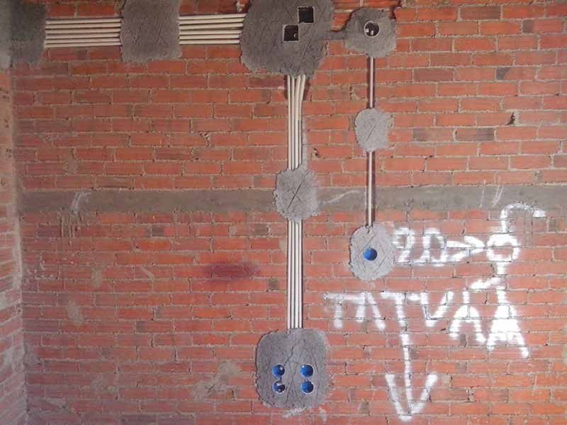 Ηλεκτρολόγος Ανδρώνης Δημήτρης