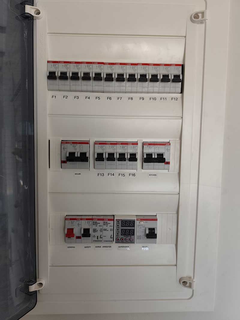 Ηλεκτρολόγος Ανδρώνης Δημήτρης