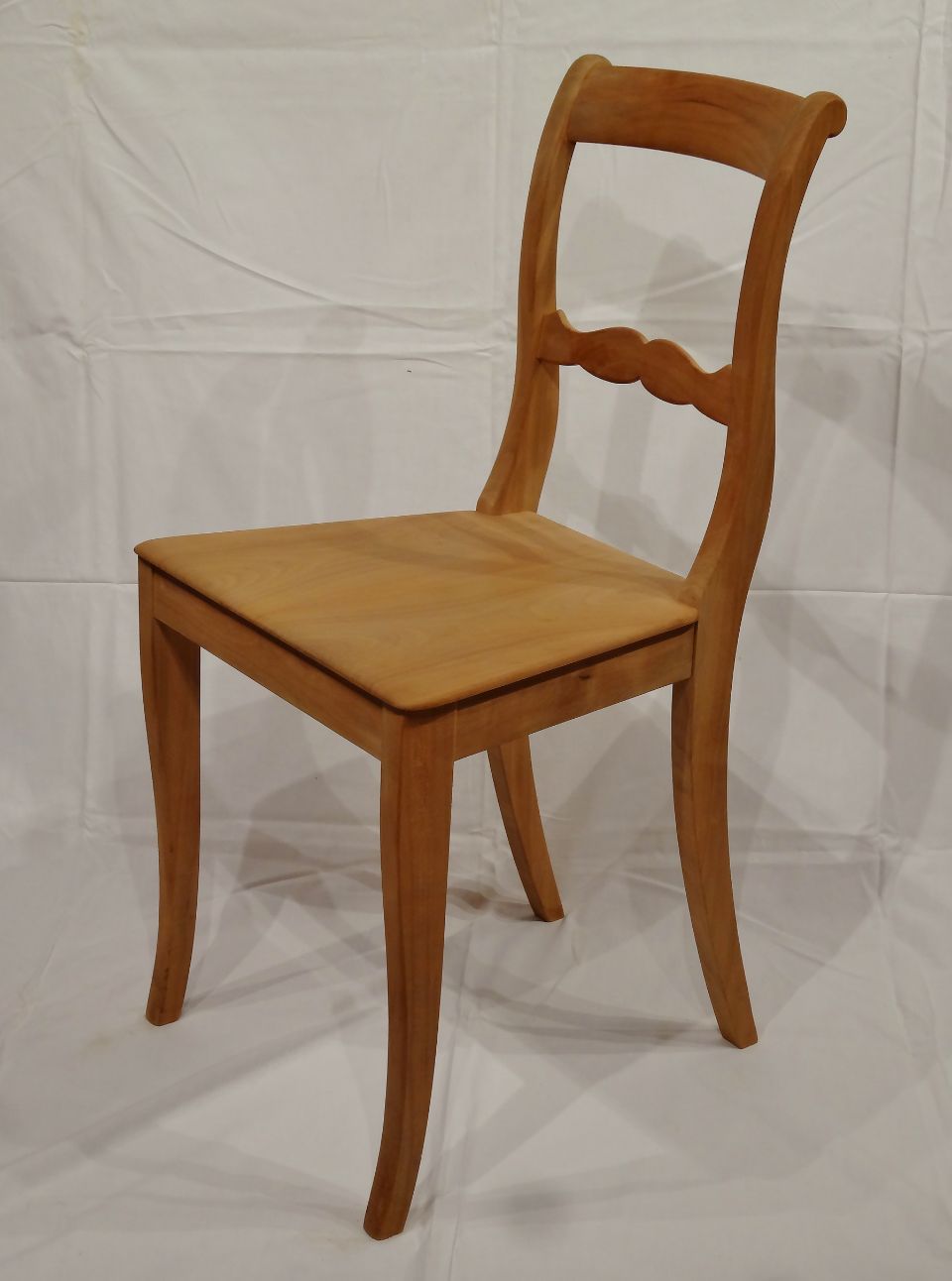 Antik-Schreinerei Herzog – Biedermeier Stuhl