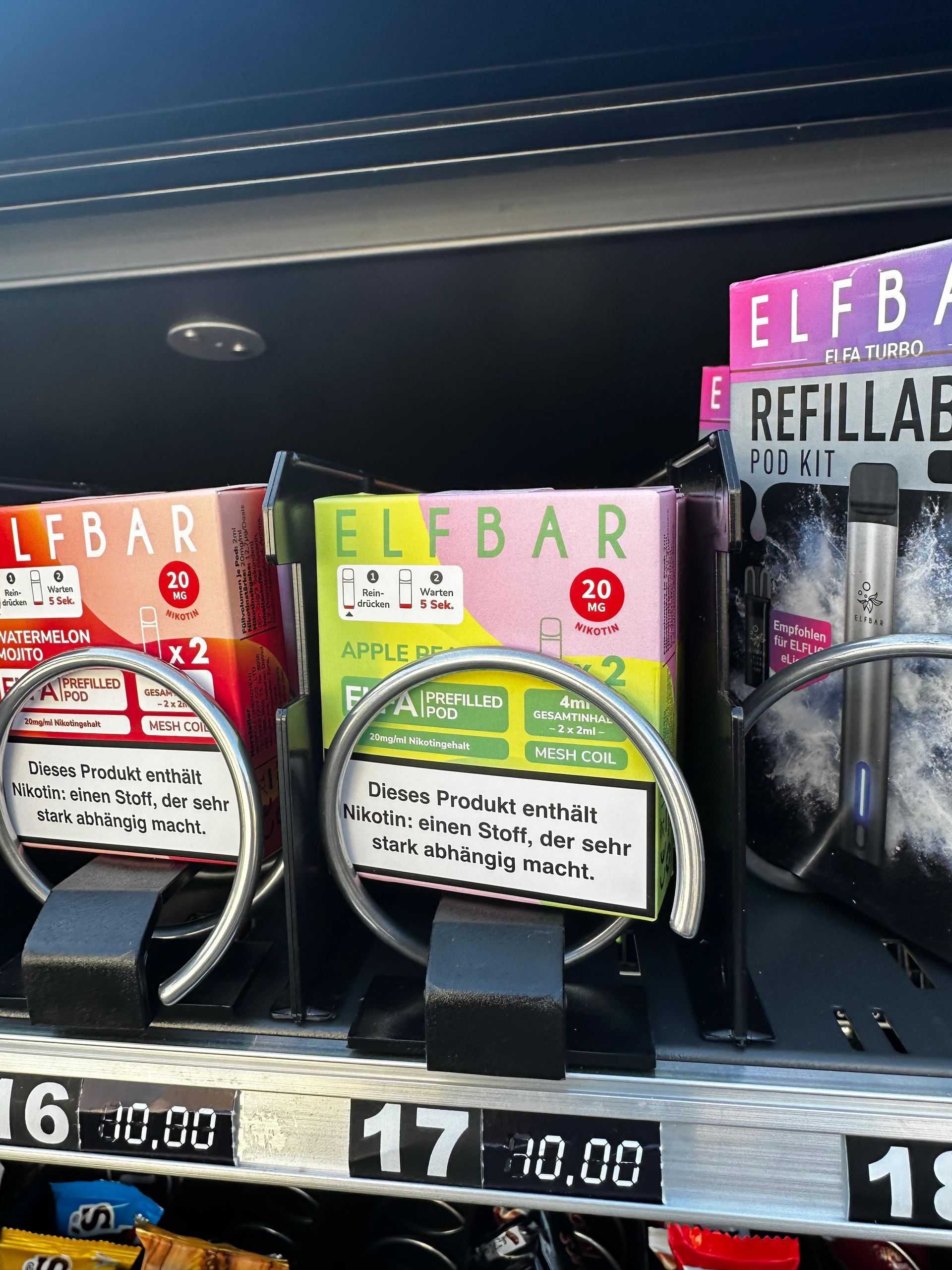 Ein Automat, der Nachfüllpackungen für Elfenriegel verkauft