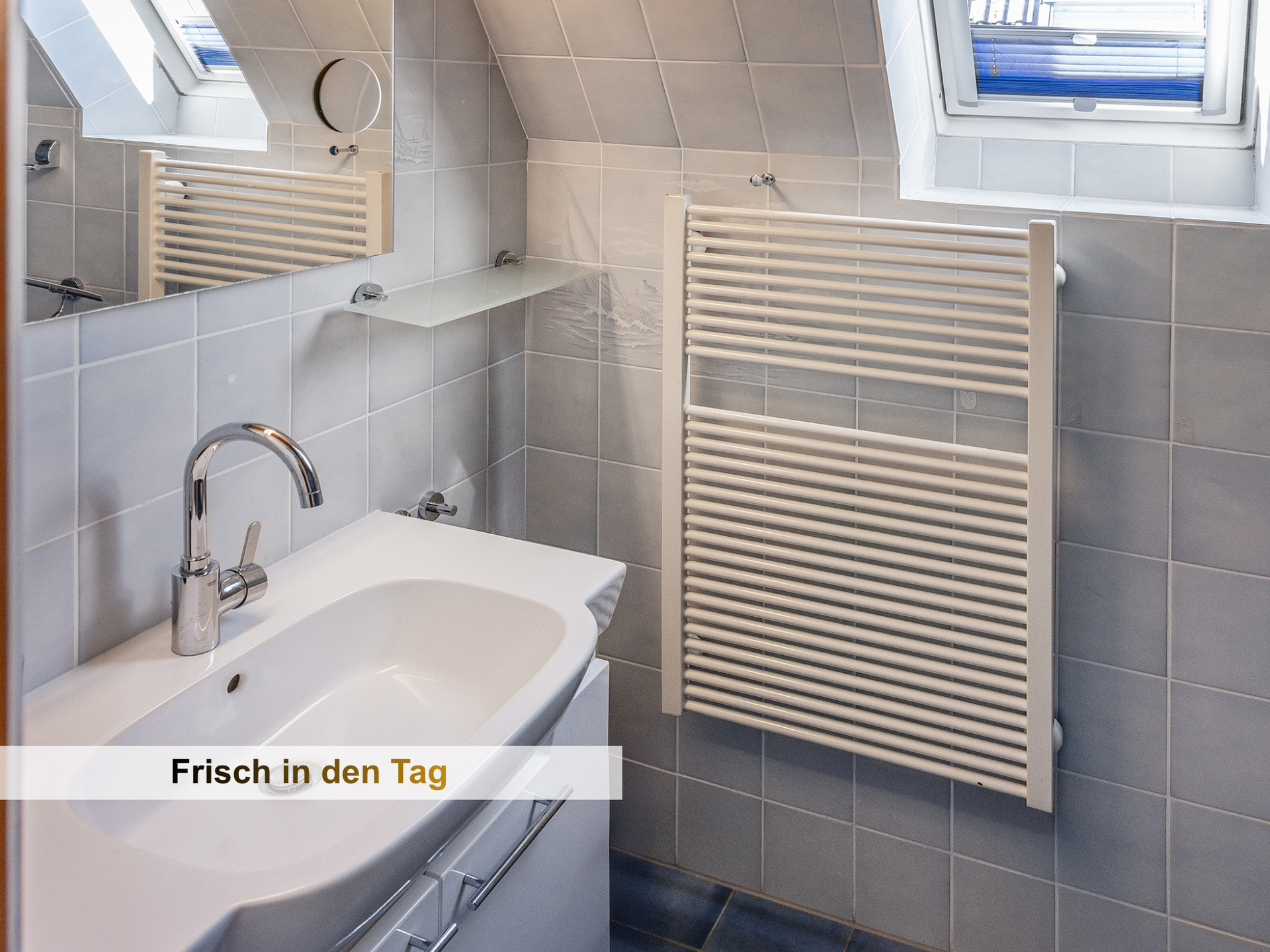 Badezimmer der Ferienwohnung KUMM TIN nahe Nordsee und Deich
