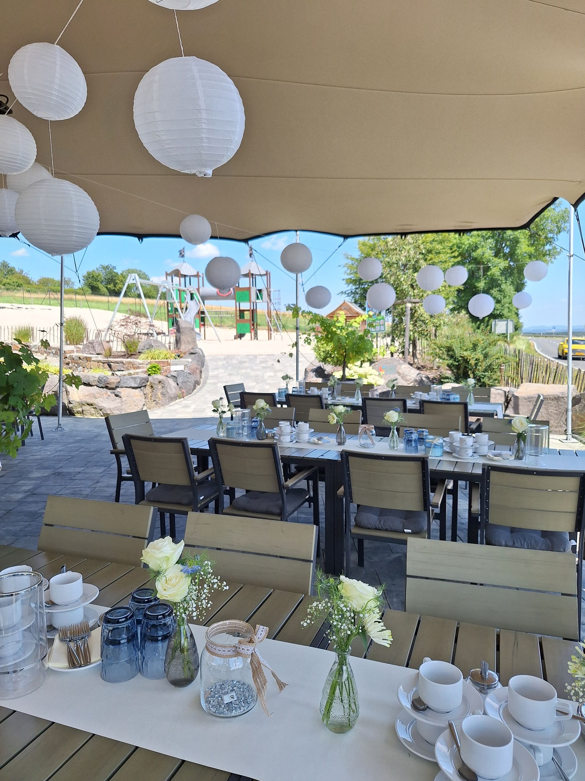 Hochzeitsfeier im Freien