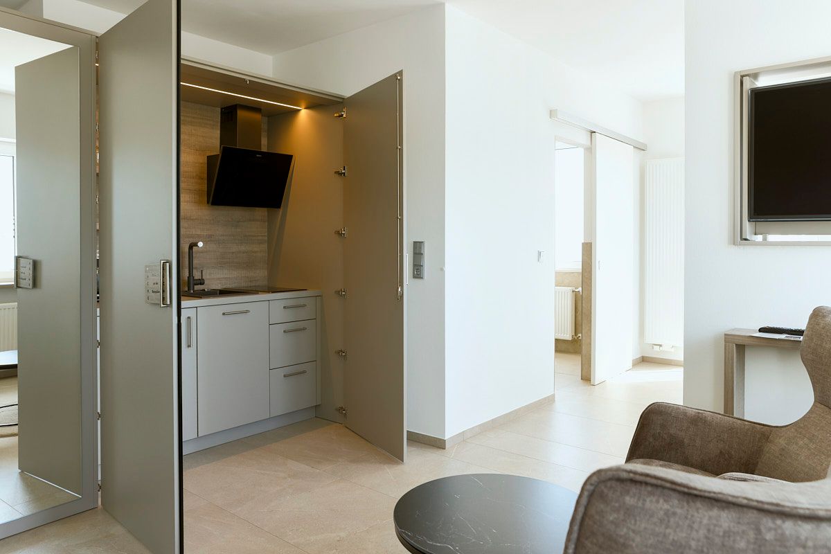 Hotelzimmer mit Single-Küche