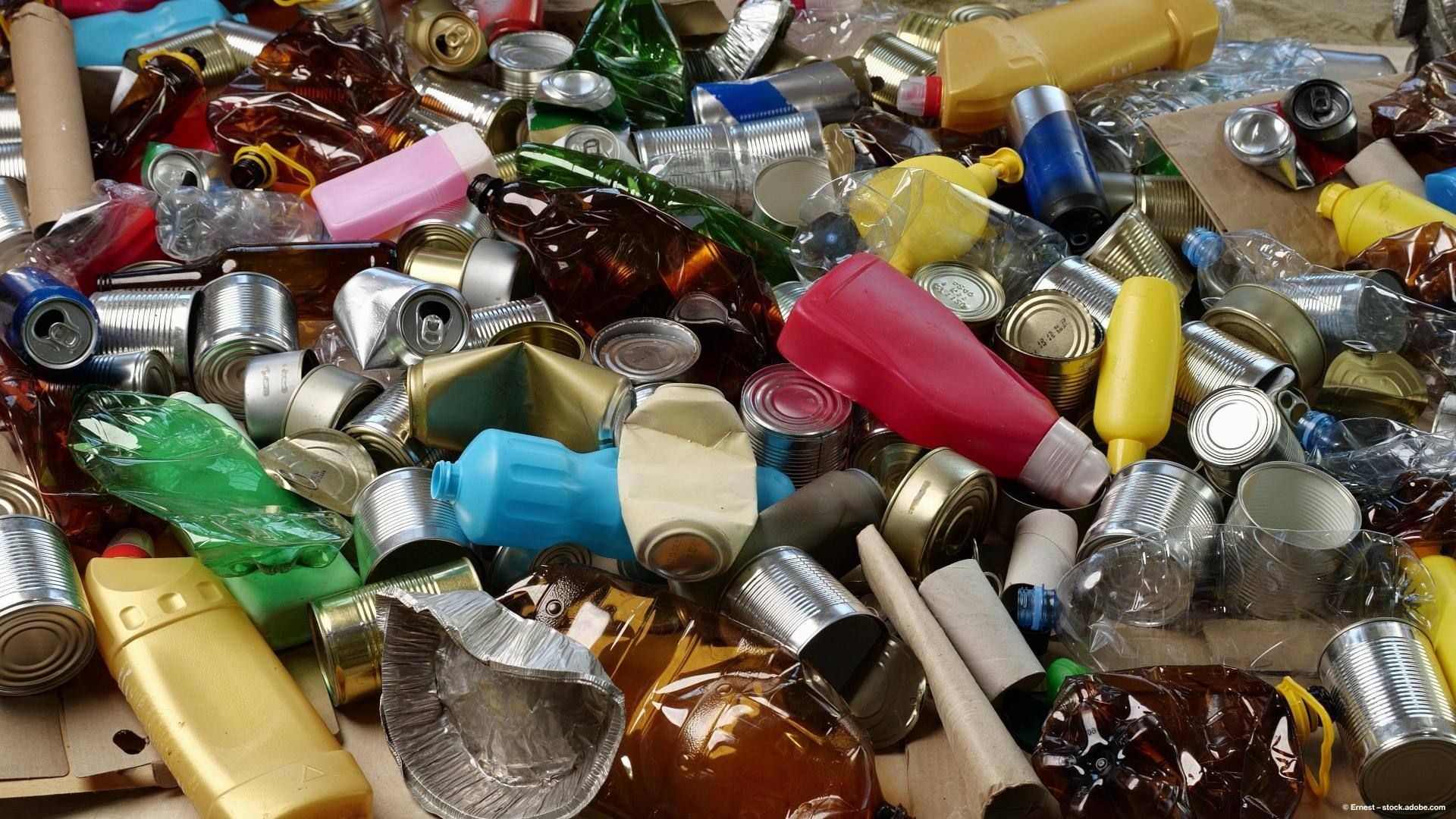 Plastikmüll auf einem Haufen