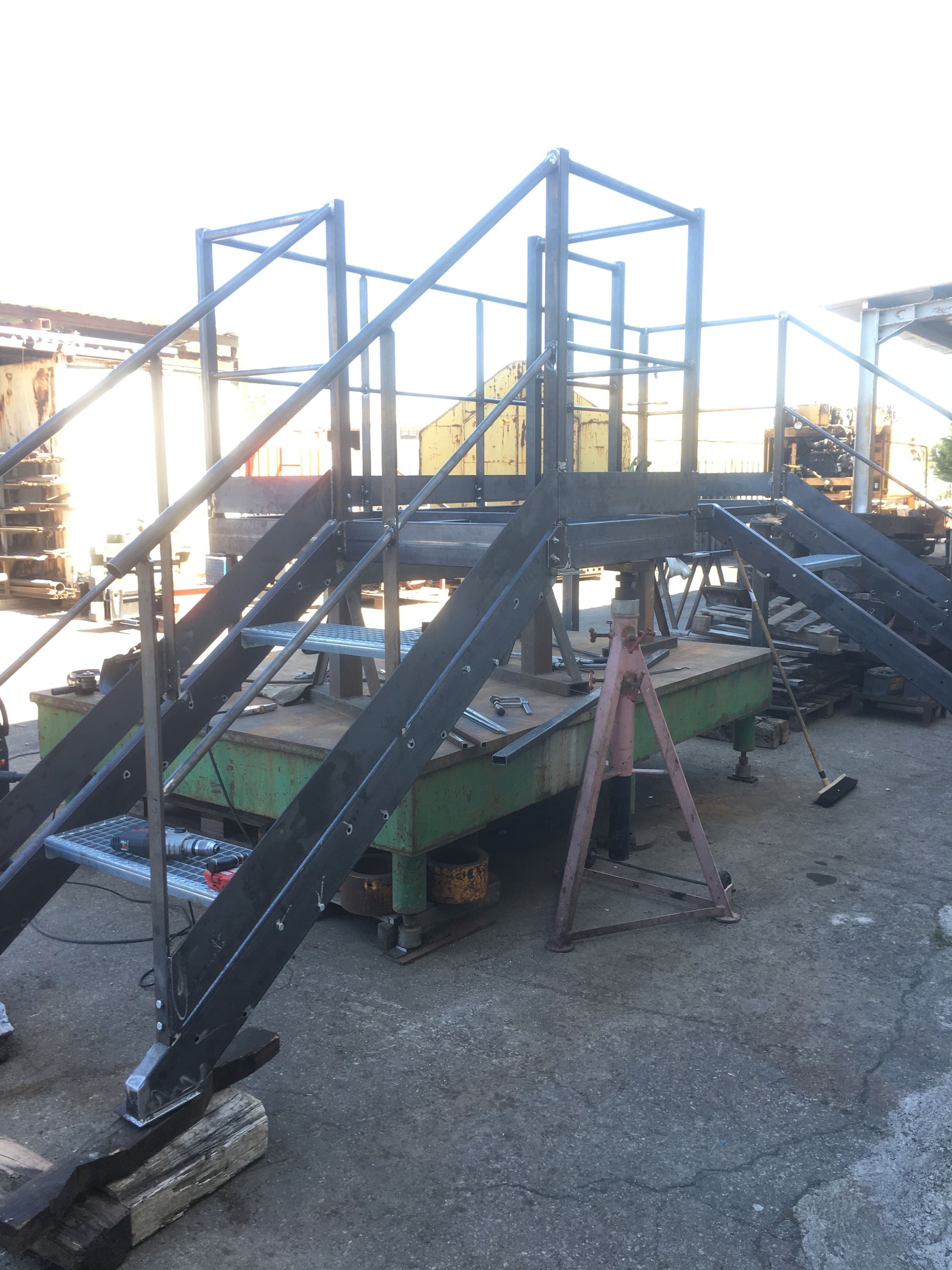 Chaudronnerie d'un garde-corps de sécurité