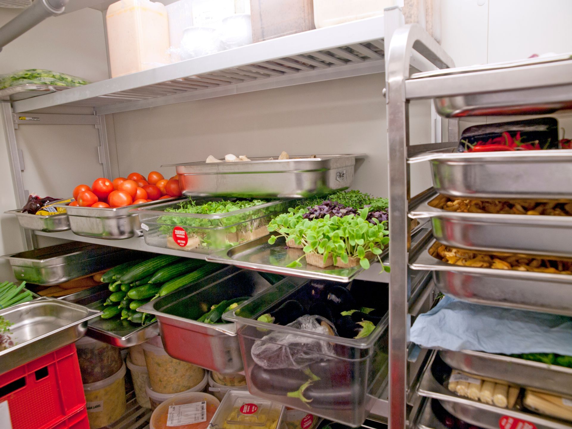 Stockage alimentaire en chambre froide